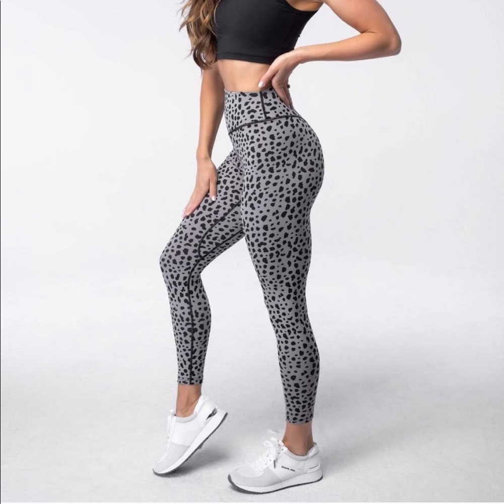 Balance Athletica Snow Leopard Midnight Leggings
